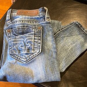 Rock Revival Mid-Rise ‘Muna’ Skinny Jeans